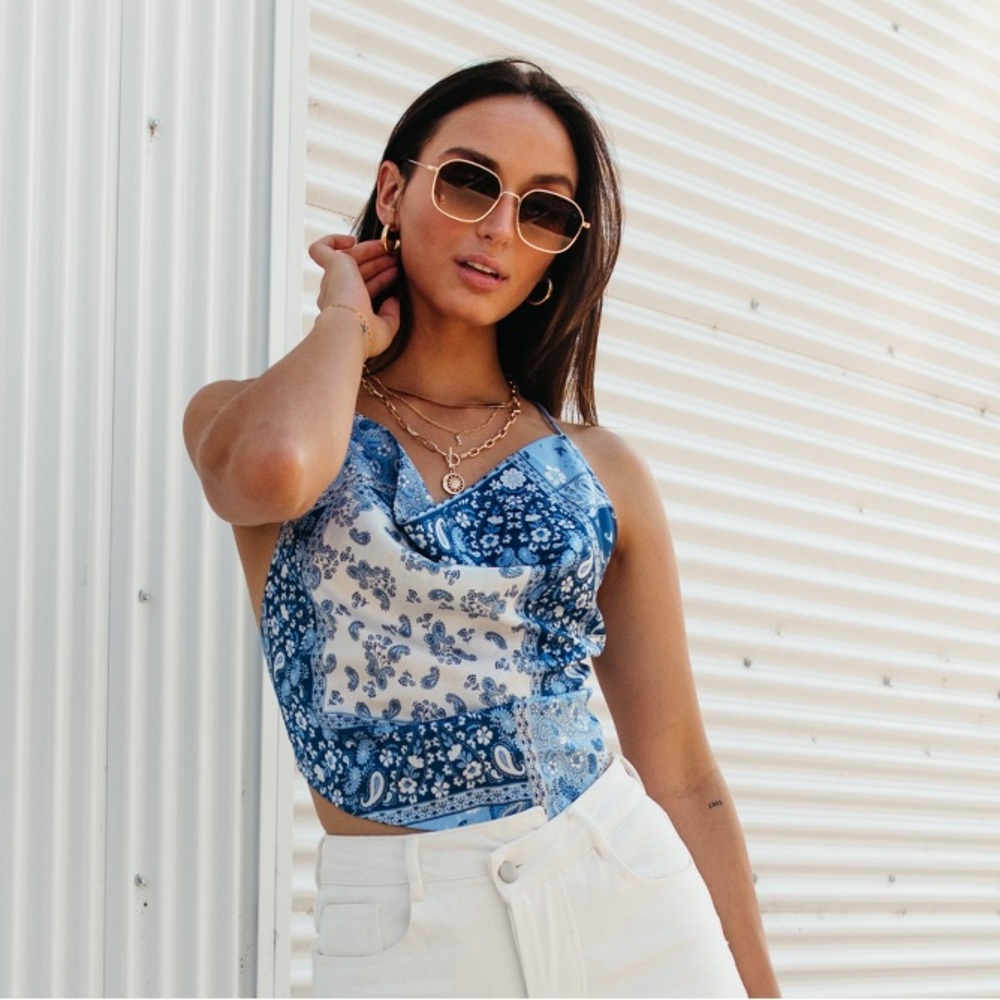 Kittenish Karli Blue Paisley Bandana Tank Sz S